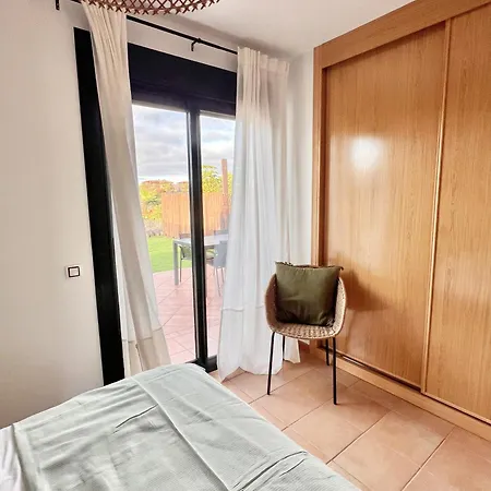 Pueblo Con Piscina Prázdninový dům Majanicho