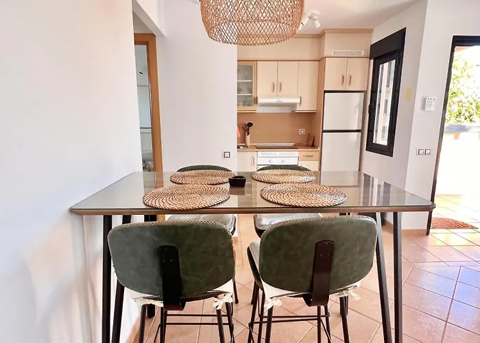 Ferienhaus Pueblo Con Piscina Majanicho